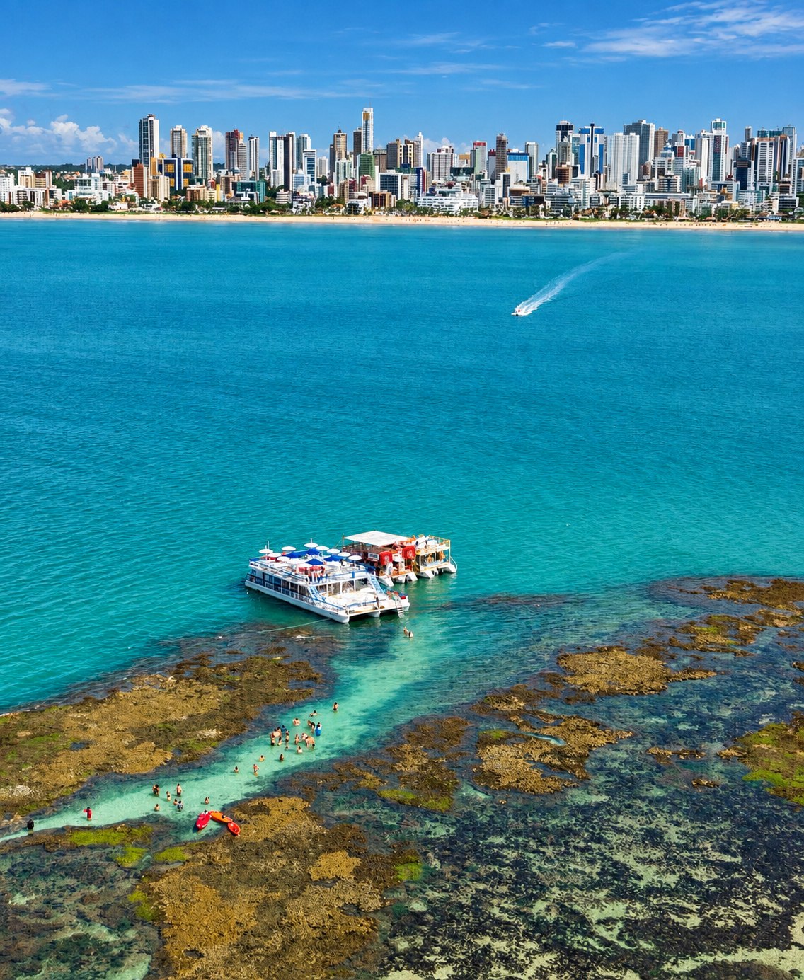 Passeio às piscinas naturais de Picãozinho