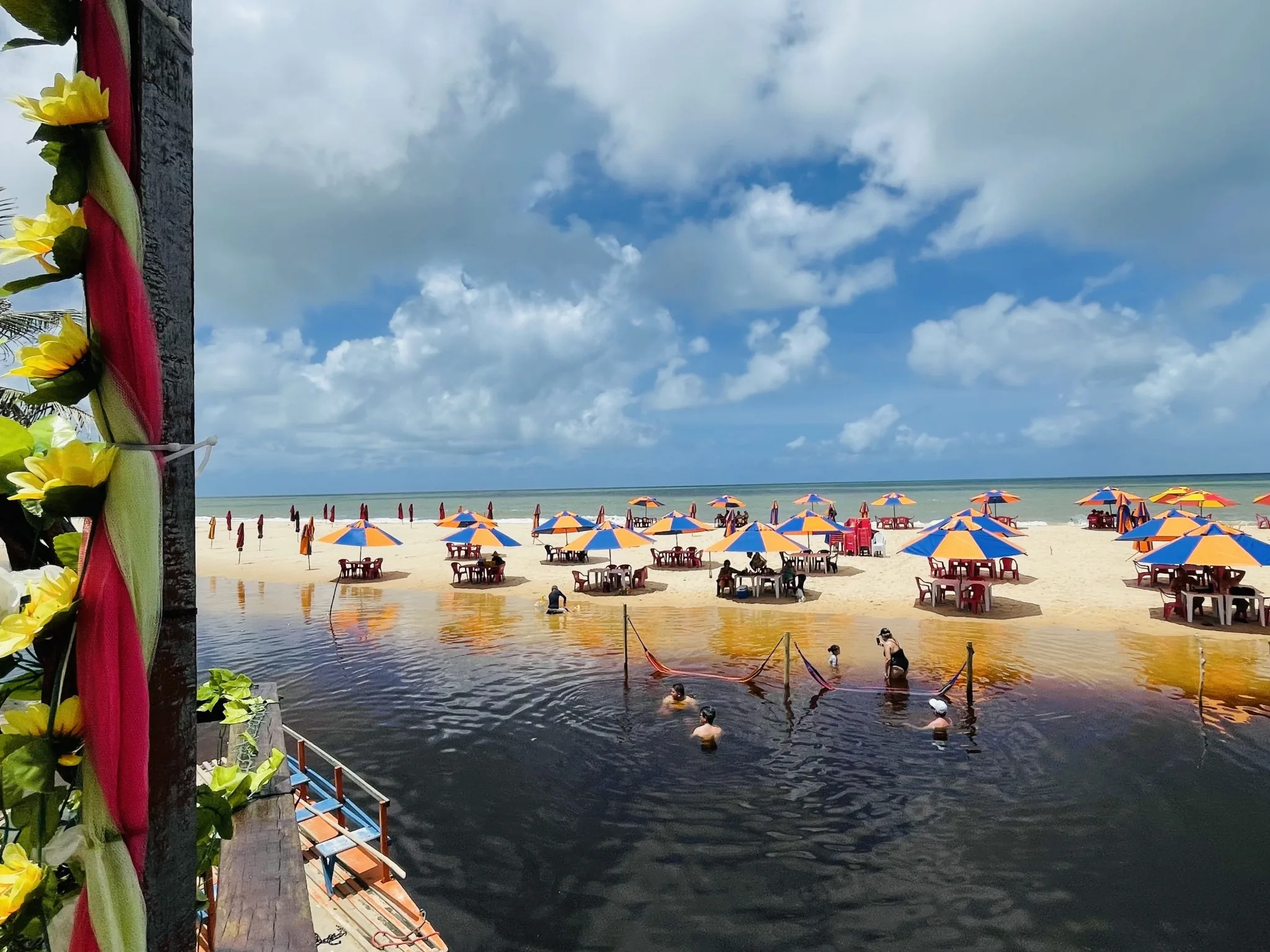 Banho e estrutura de praia no Litoral Sul II